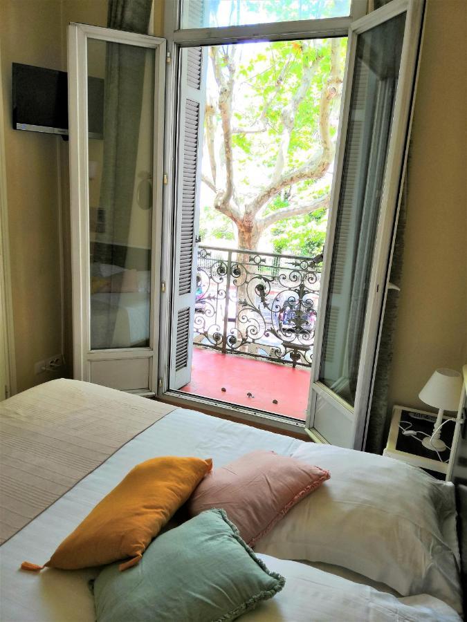 Hôtel Le Victoria Draguignan Esterno foto