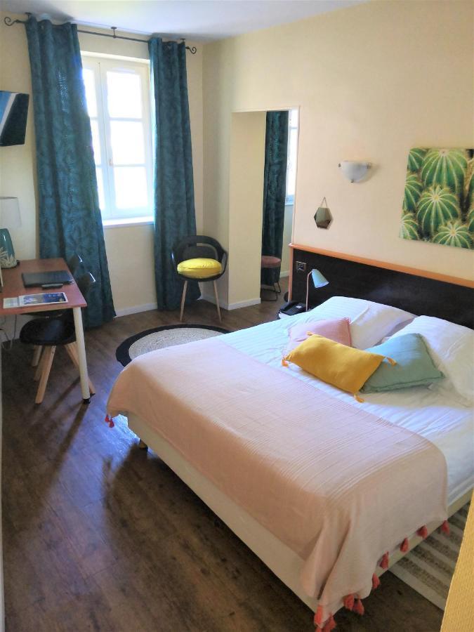 Hôtel Le Victoria Draguignan Esterno foto