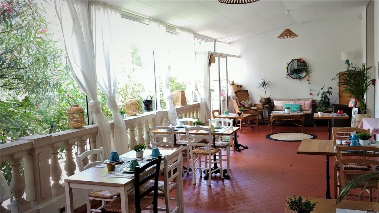 Hôtel Le Victoria Draguignan Esterno foto